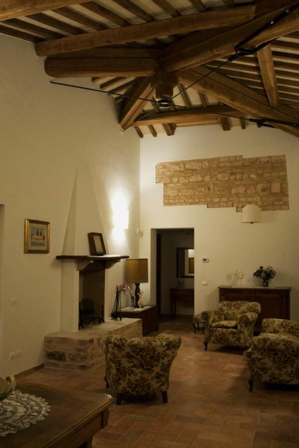 Villa Licinia Foligno Exterior photo